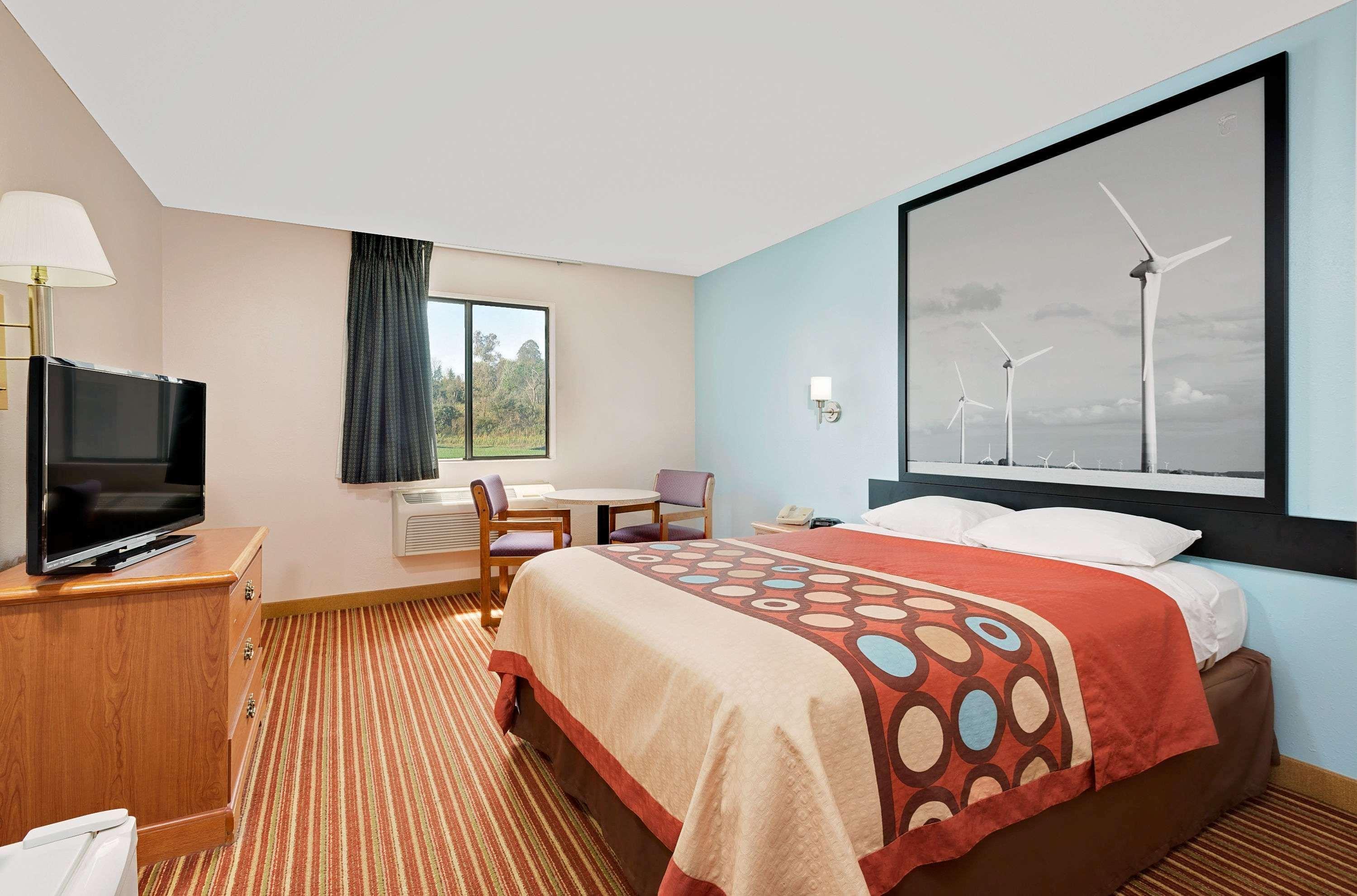 Hotel Super 8 by Wyndham Rock Port MO Zewnętrze zdjęcie