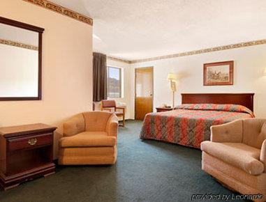 Hotel Super 8 by Wyndham Rock Port MO Pokój zdjęcie